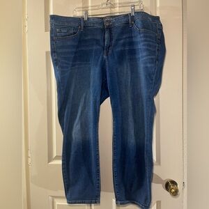 NWT Torrid Medium Wash Denim Jeans